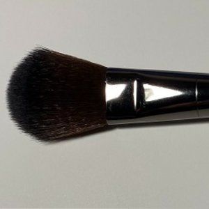 Make Up For Ever 156 Flat Round Blush Brush